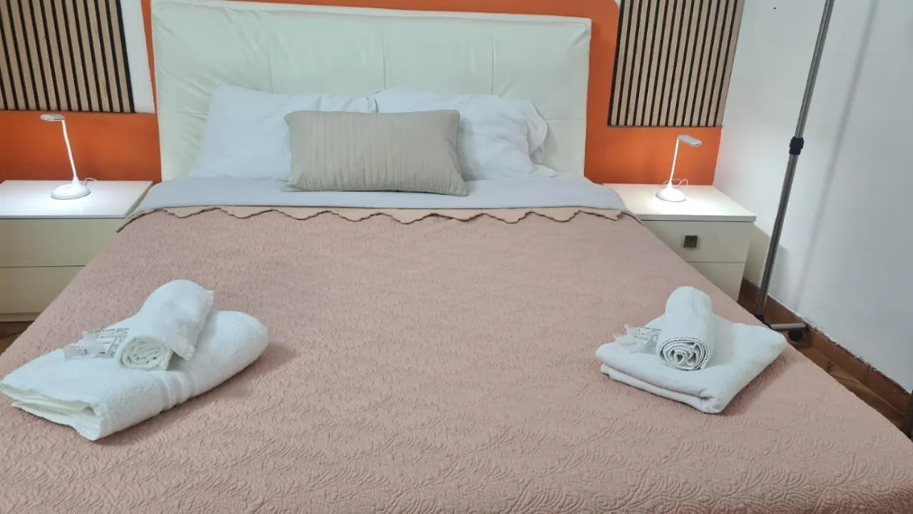 Nocleg ze śniadaniem Paradise Suites Rzym Włochy