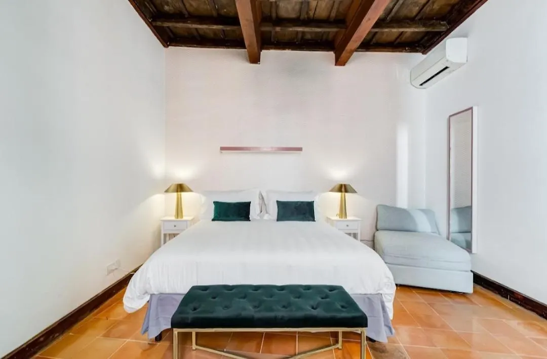 Nocleg ze śniadaniem Paradise Suites Rzym