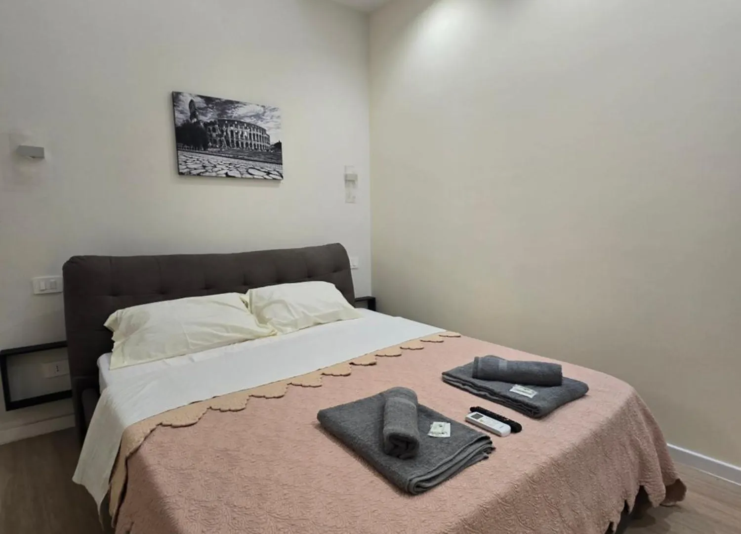 Paradise Suites Rzym 0*,  Włochy